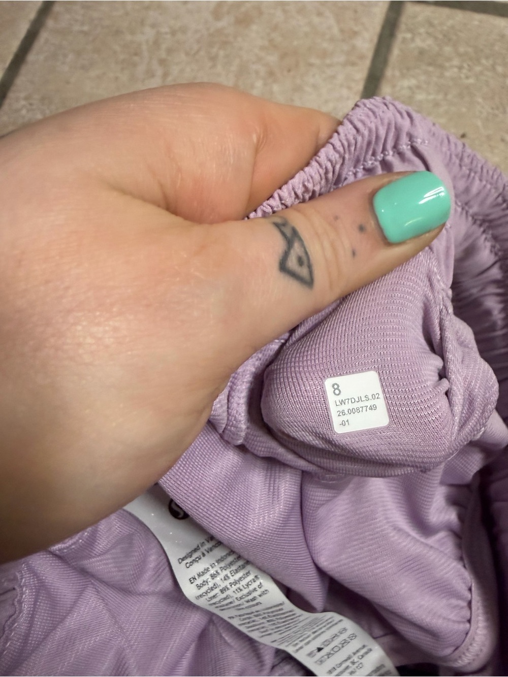 NWT Lululemon Hotty Hot Short *LR 2.5” (Lilac Play) Size 8 - Picture 5 of 8